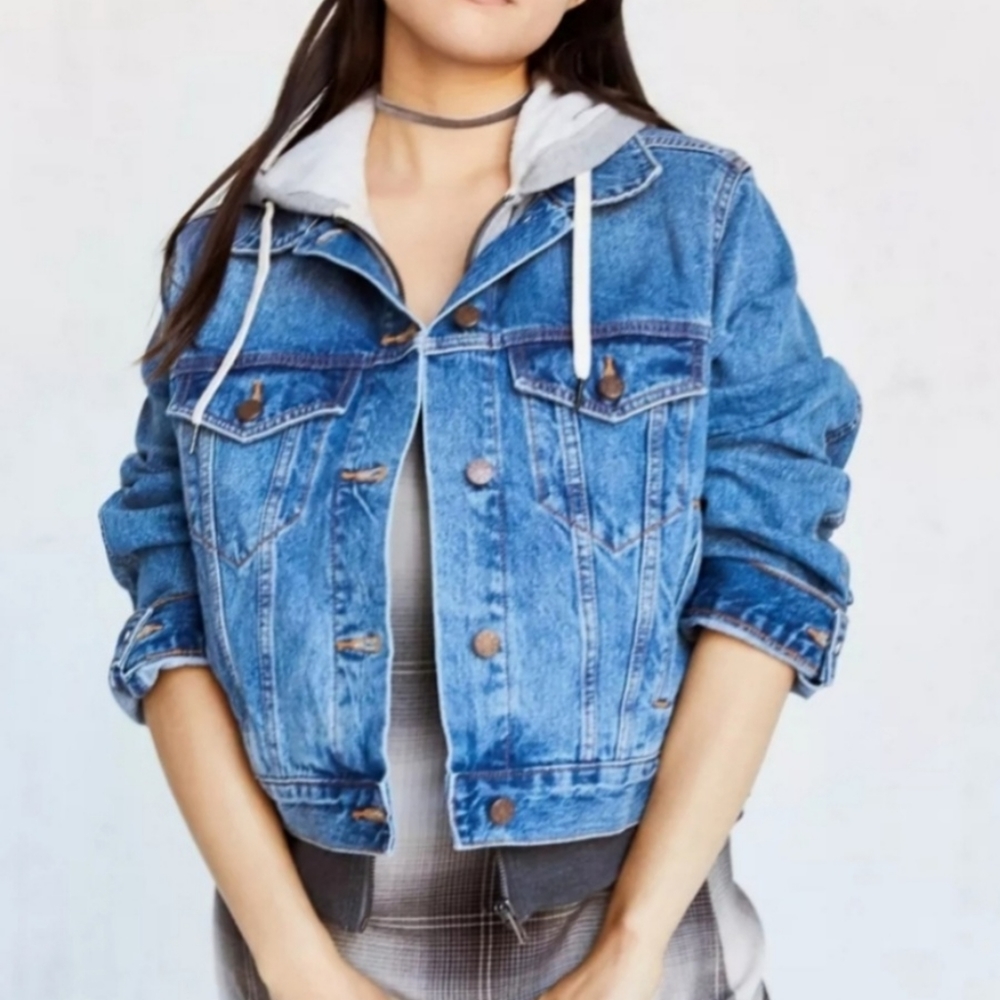 BDG 2-In-1 Hoodie Boyfriend Denim Trucker Jacket